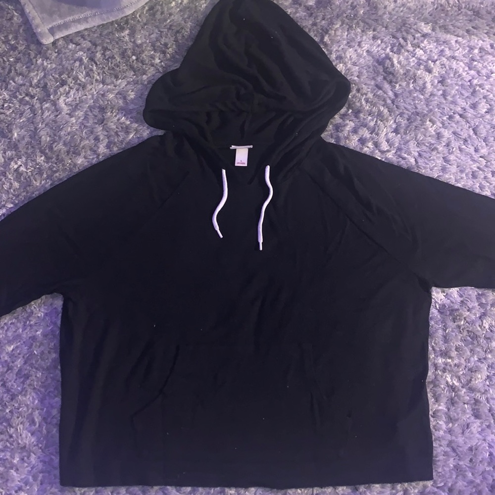 Black long sleeve crop top with hood